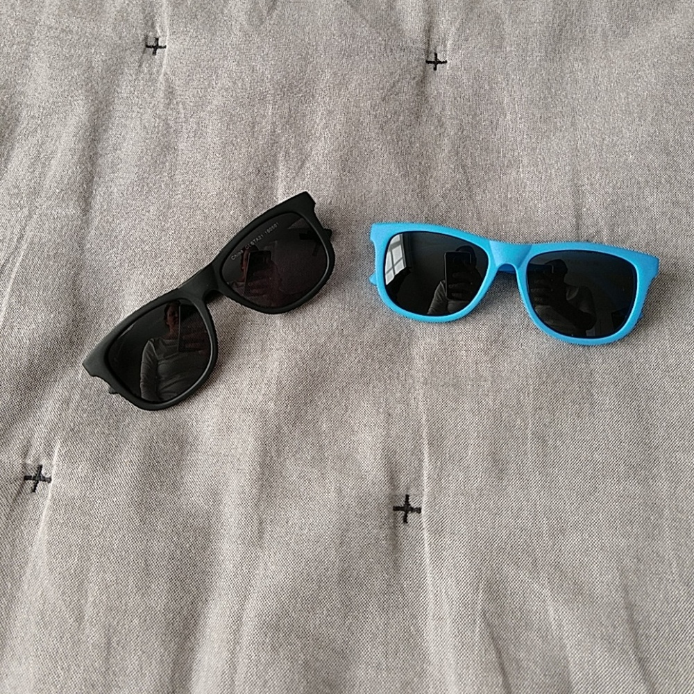 Hipster baby sunglasses 0-2 years blue or black